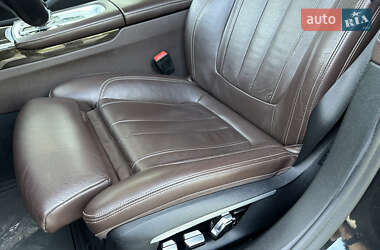Седан BMW 7 Series 2016 в 