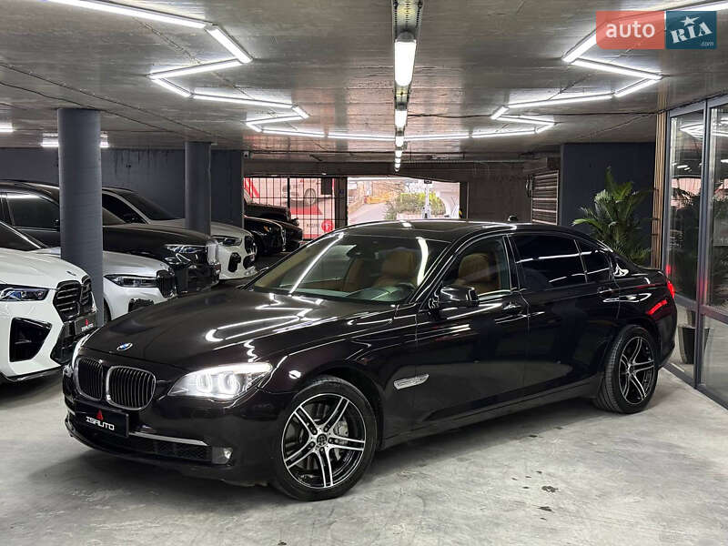 Седан BMW 7 Series 2010 в Одессе