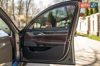 Седан BMW 7 Series 2018 в 