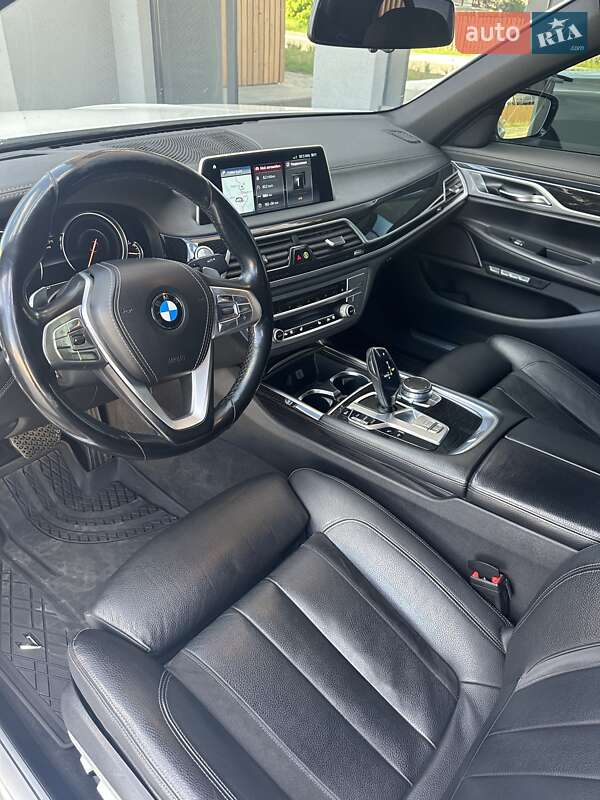 Седан BMW 7 Series 2016 в Рівному