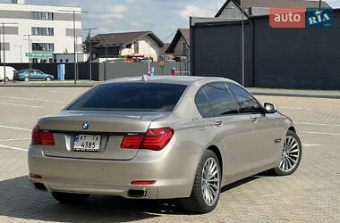 Седан BMW 7 Series 2010 в 