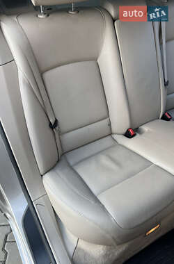 Седан BMW 7 Series 2010 в 
