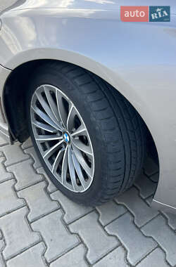 Седан BMW 7 Series 2010 в 