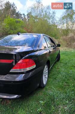 Седан BMW 7 Series 2002 в 