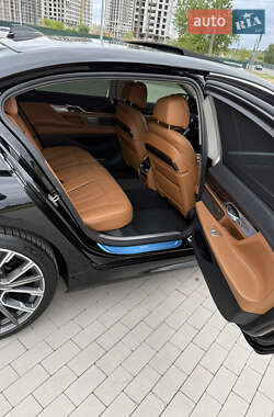 Седан BMW 7 Series 2019 в 