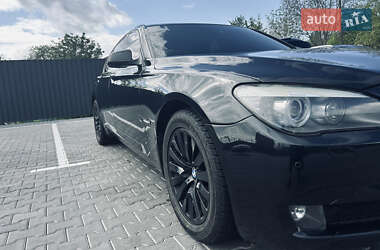 Седан BMW 7 Series 2010 в 