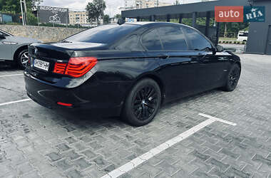 Седан BMW 7 Series 2010 в 
