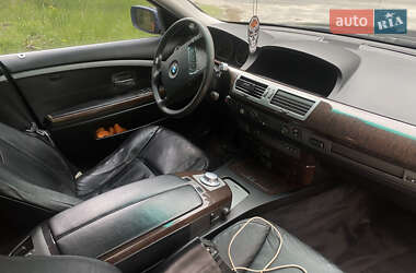 Седан BMW 7 Series 2002 в 