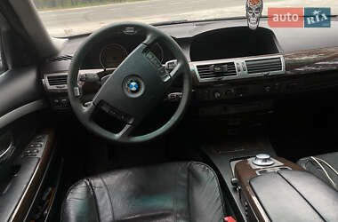 Седан BMW 7 Series 2002 в 
