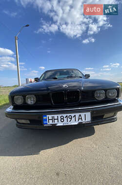 Седан BMW 7 Series 1989 в 