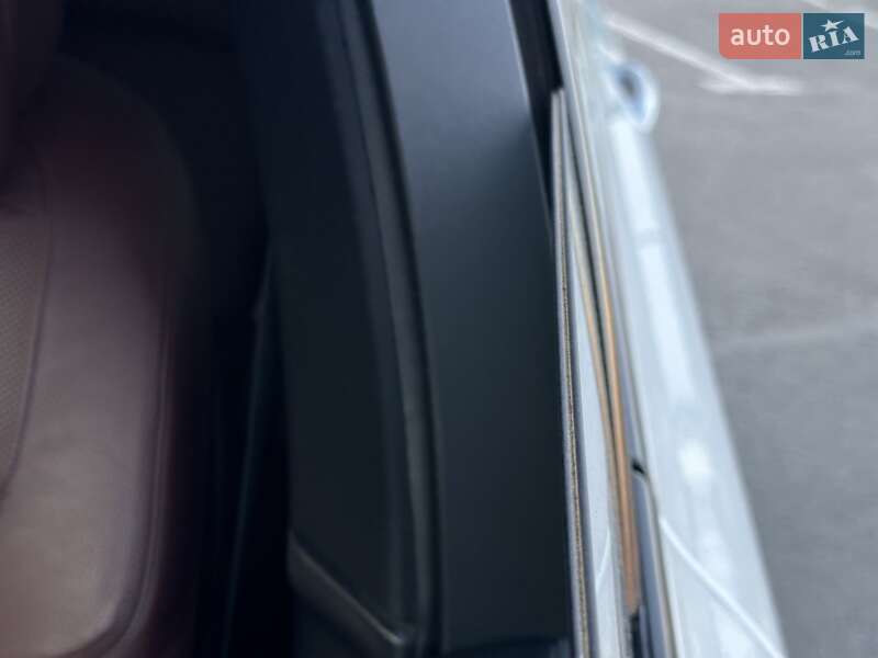 Седан BMW 7 Series 2015 в Ужгороде