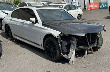 Седан BMW 7 Series 2020 в Ужгороді
