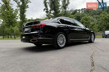 Седан BMW 7 Series 2018 в 