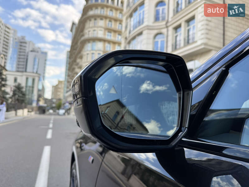 Седан BMW 7 Series 2023 в Києві