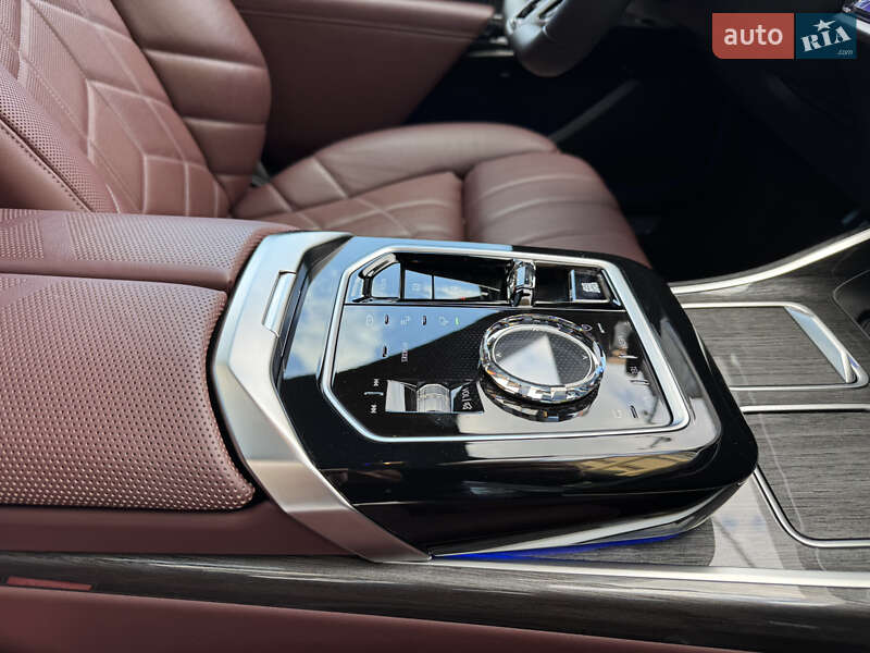 Седан BMW 7 Series 2023 в Києві