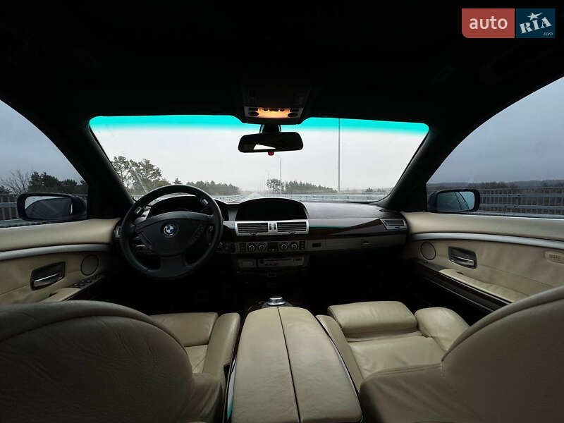 Седан BMW 7 Series 2005 в Смыге фото 24 Седан BMW 7 Series 2005 в Смыге