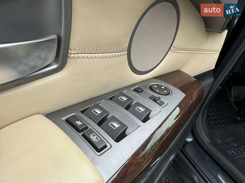 Седан BMW 7 Series 2005 в Смыге фото 30 Седан BMW 7 Series 2005 в Смыге