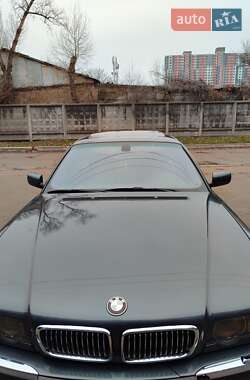 Седан BMW 7 Series 2000 в Києві