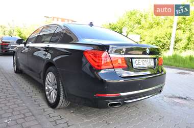 Седан BMW 7 Series 2010 в 