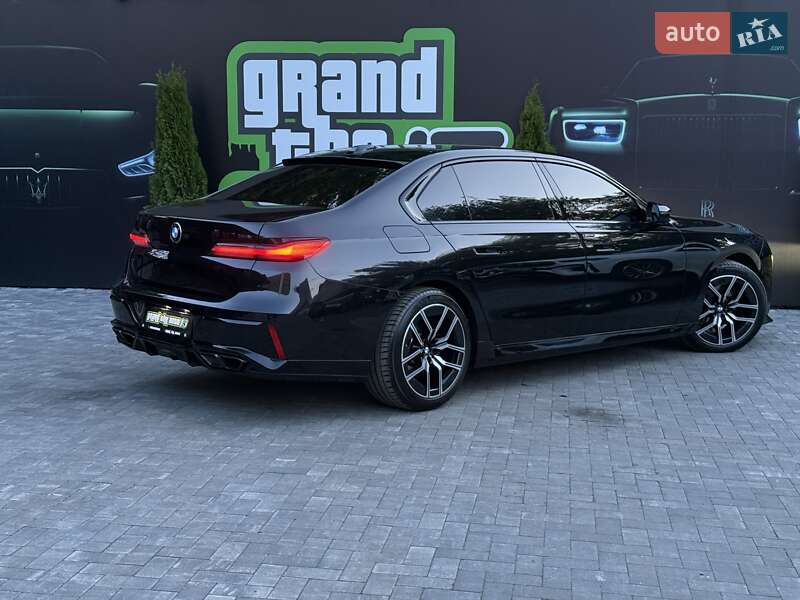 Седан BMW 7 Series 2024 в Киеве