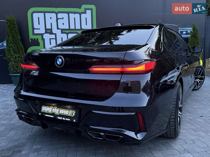 Седан BMW 7 Series 2024 в Киеве