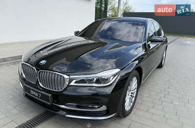 Седан BMW 7 Series 2017 в Ивано-Франковске