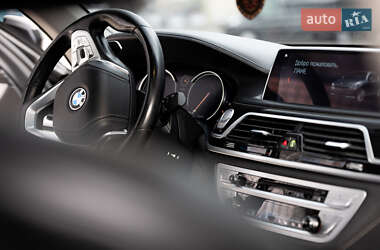 Седан BMW 7 Series 2018 в 