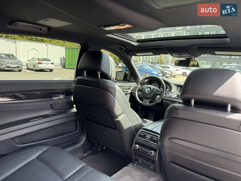 Седан BMW 7 Series 2013 в Киеве