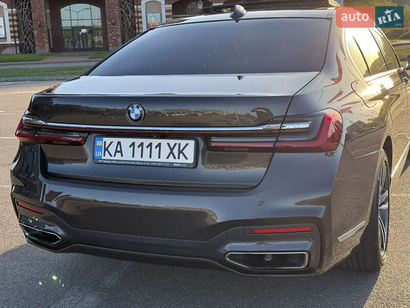 Седан BMW 7 Series 2016 в Києві