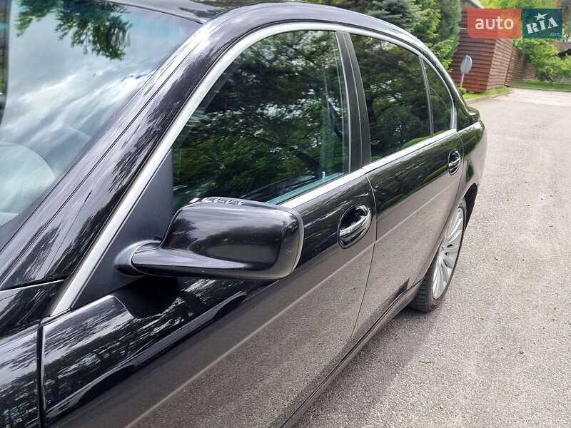 Седан BMW 7 Series 2006 в Киеве