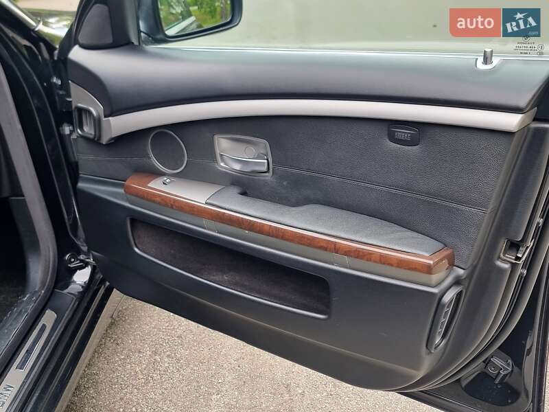 Седан BMW 7 Series 2006 в Киеве