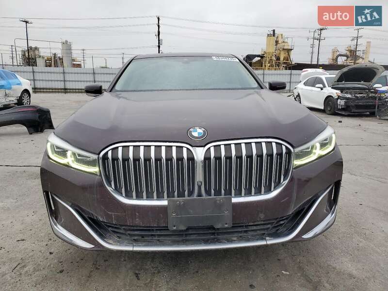 Седан BMW 7 Series 2019 в Львове