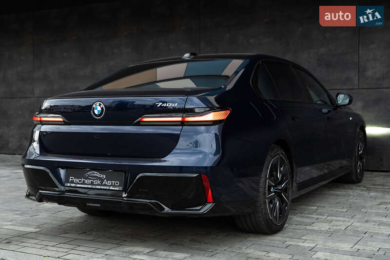 Седан BMW 7 Series 2023 в Киеве