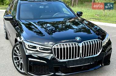 Седан BMW 7 Series 2022 в 