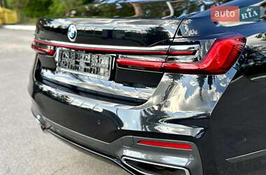 Седан BMW 7 Series 2022 в 