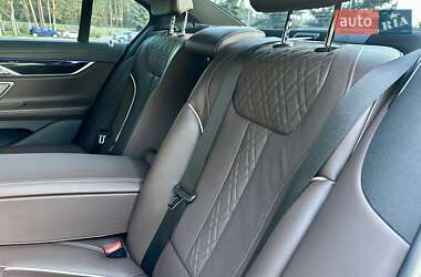 Седан BMW 7 Series 2022 в 