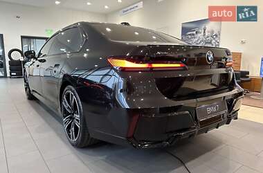 Седан BMW 7 Series 2024 в 