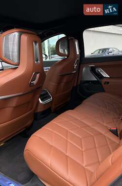 Седан BMW 7 Series 2024 в 