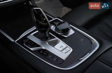 Седан BMW 7 Series 2021 в 