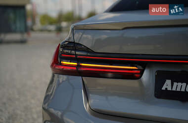 Седан BMW 7 Series 2021 в 