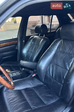 Седан BMW 7 Series 1994 в 