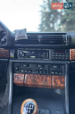 Седан BMW 7 Series 1994 в 