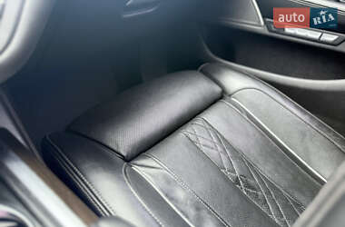 Седан BMW 7 Series 2015 в 