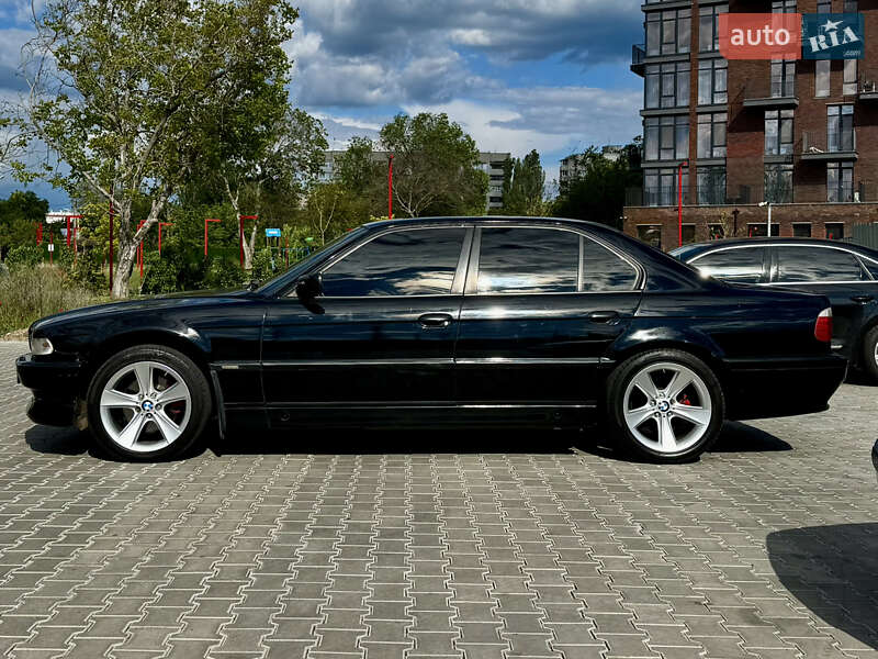 Седан BMW 7 Series 1997 в Одессе