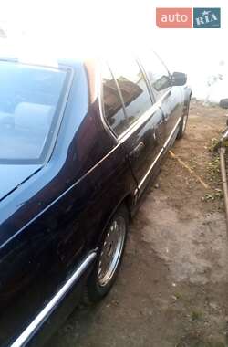 Седан BMW 7 Series 1990 в 