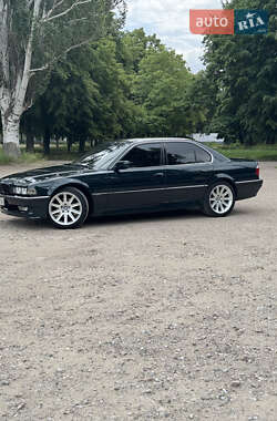 Седан BMW 7 Series 1997 в 