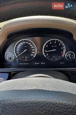 Седан BMW 7 Series 2008 в 