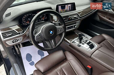 Седан BMW 7 Series 2021 в 