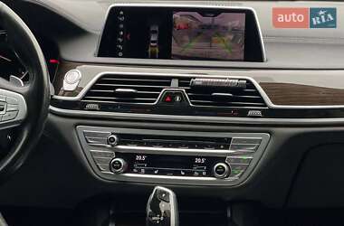 Седан BMW 7 Series 2019 в 