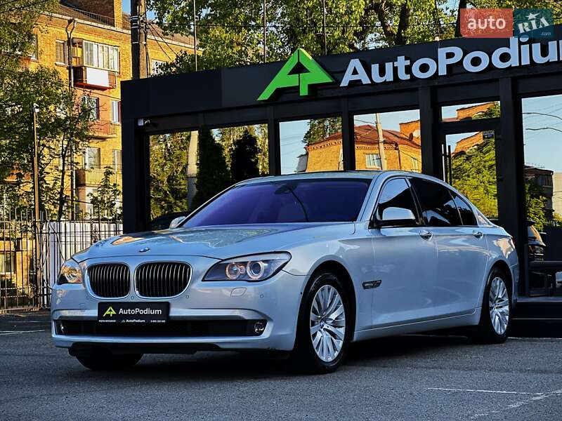 BMW 7 Series 2010